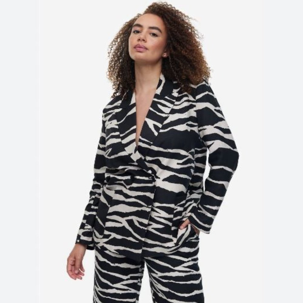Oversized  Double Breasted Zebra Blazer